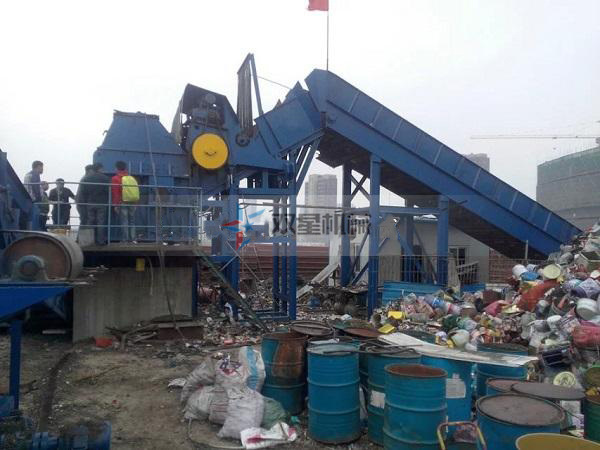 廢鋼破碎機價格怎么樣？設(shè)備生產(chǎn)線利潤是多少？