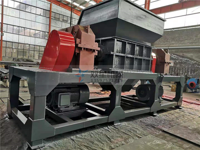 1600金屬撕碎機(jī)生產(chǎn)現(xiàn)場實(shí)拍