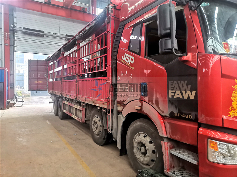 <a href='http://m.yuguangyingye.cn/psxl/3.html' target='_blank'><span>鋁合金破碎機</span></a>