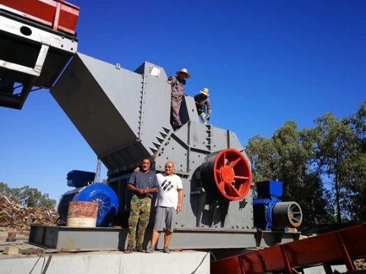 廢鋼破碎機(jī)在生產(chǎn)中如何應(yīng)對(duì)產(chǎn)生的粉塵？