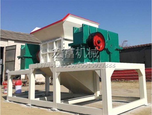 鐵桶雙軸撕碎機設備價格？時產15噸真實案例