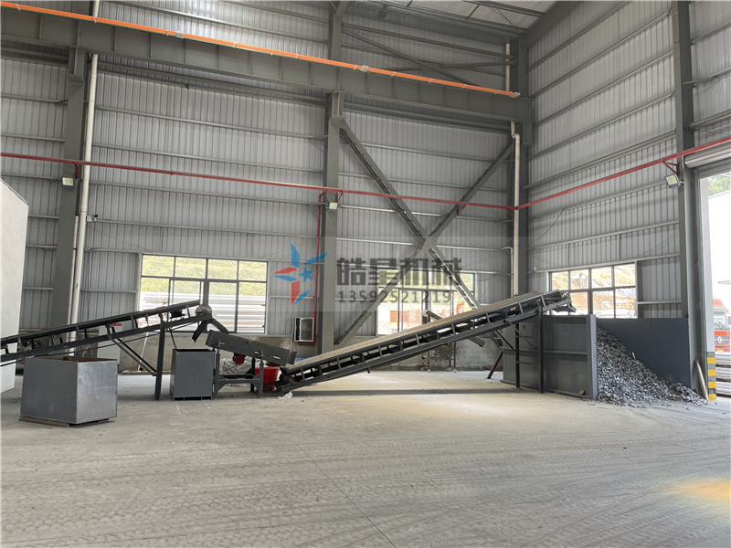 日產(chǎn)10t—20t的廢鋼破碎機設(shè)備配置