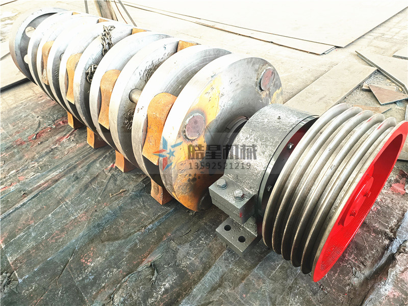 <a href='http://m.yuguangyingye.cn/psxl/4.html' target='_blank'><span>廢鋼破碎機</span></a>廠家<a href='http://m.yuguangyingye.cn/scxc/1572.html' target='_blank'><span>錘頭</span></a>結構生產現場展示